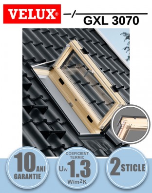 Fereastra mansarda cu rama de etansare si kit izolare termica Velux GXL 3070, acces acoperis, lemn de pin, 2 sticle 78x98